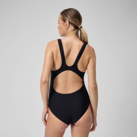 Speedo Maternity Fitness/ Lap Swimming Suit - Picture 4 of 6